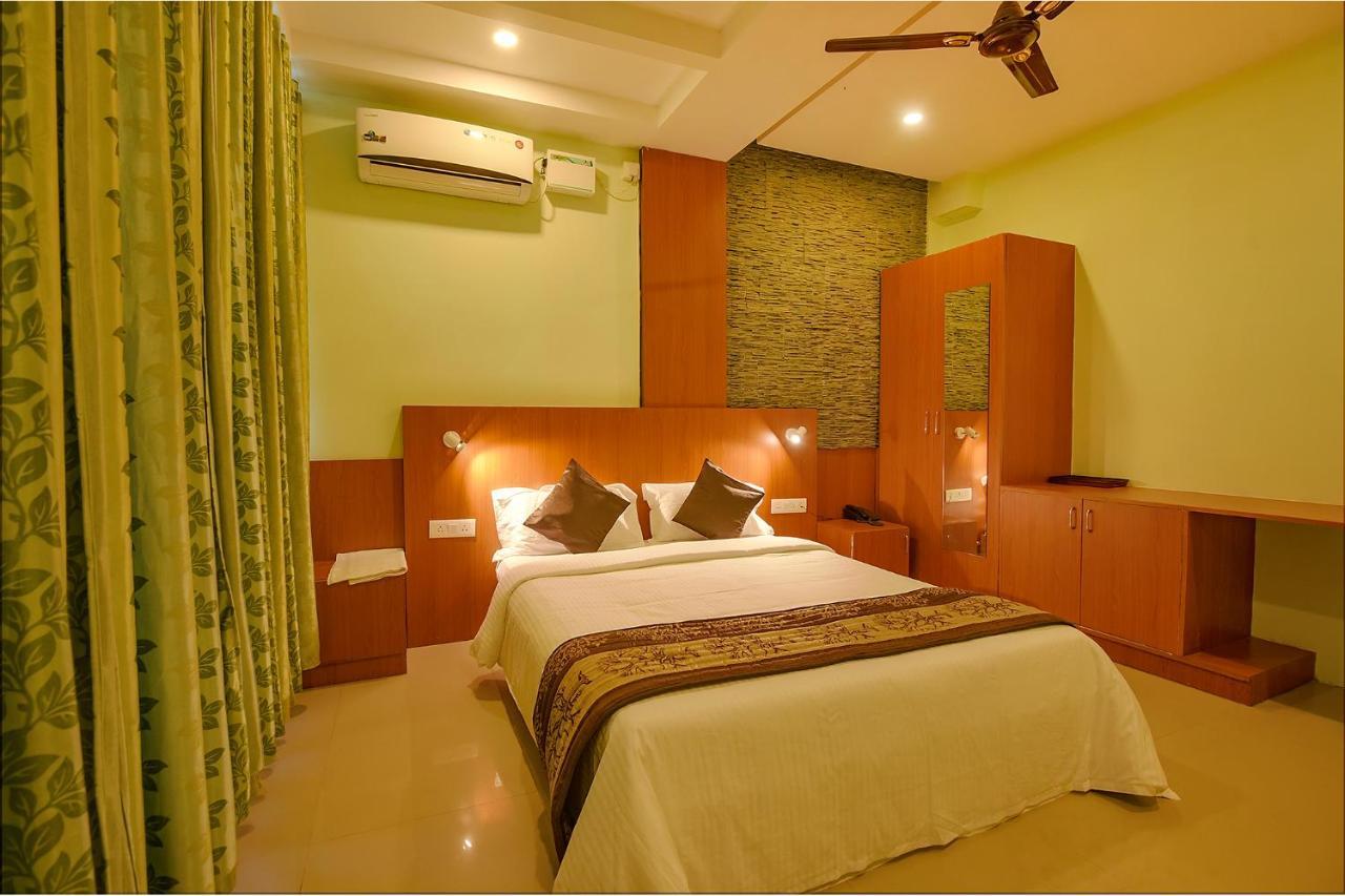 Fabhotel The Btm Palace - Btm Layout Bangalore Luaran gambar
