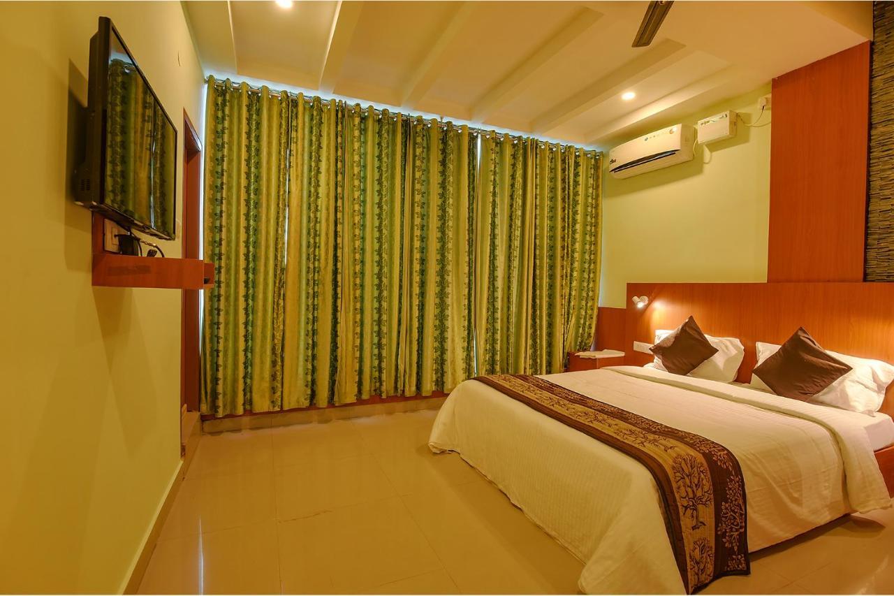 Fabhotel The Btm Palace - Btm Layout Bangalore Luaran gambar