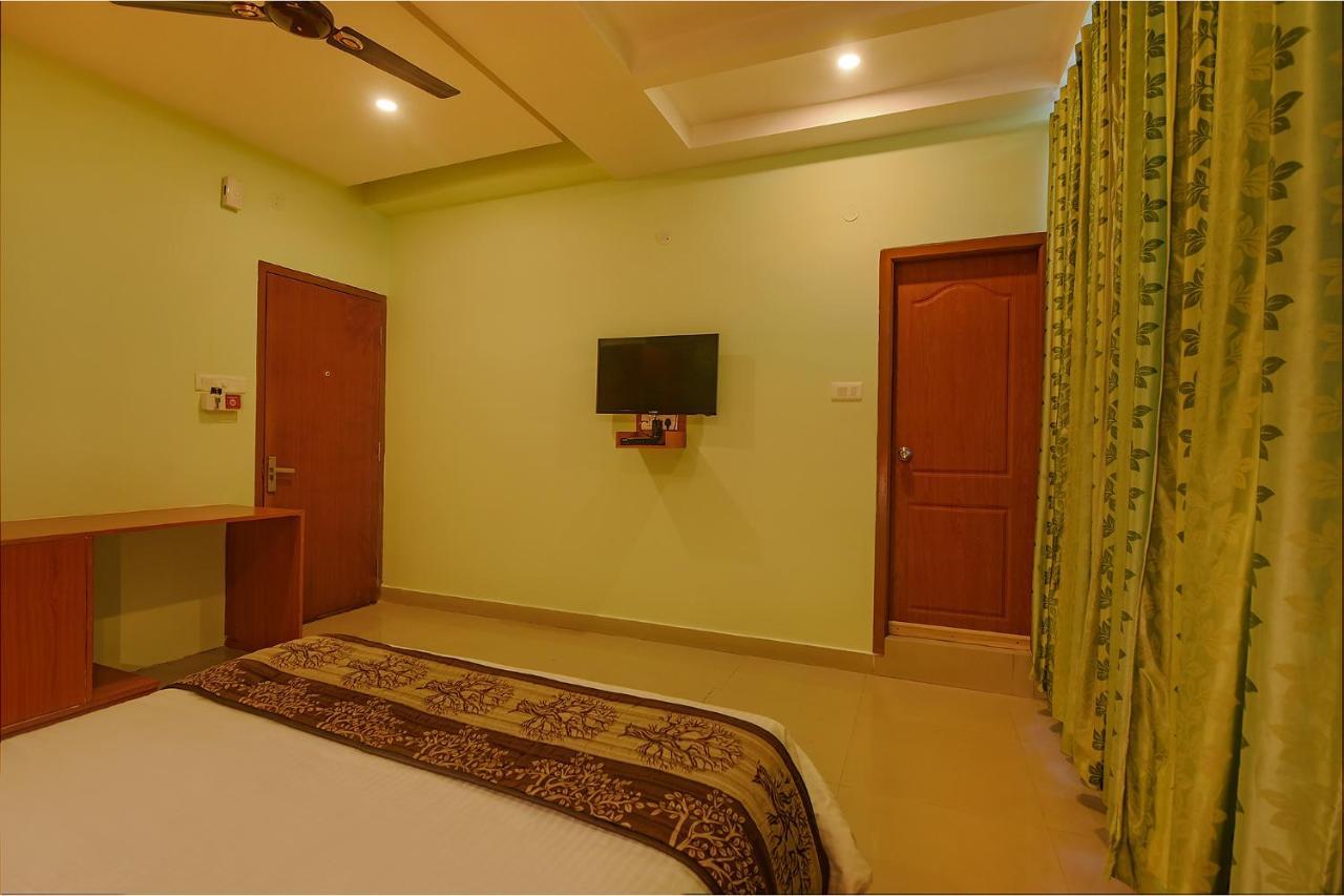 Fabhotel The Btm Palace - Btm Layout Bangalore Luaran gambar